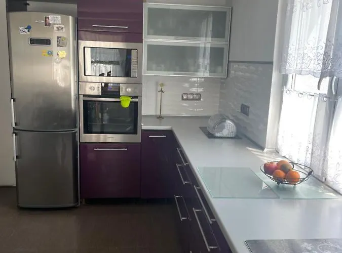 Dzierzecin Postomino